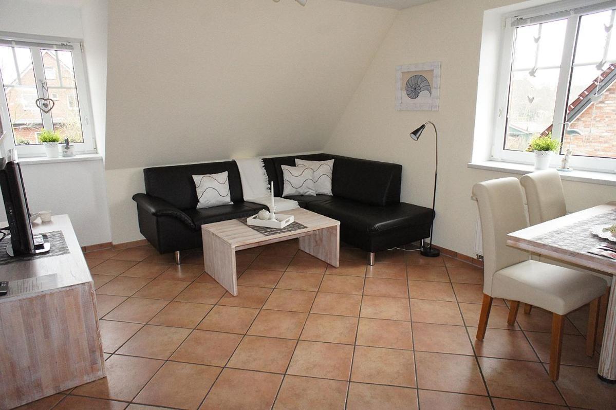 Apartamento Haus Wyden Utersum Exterior foto