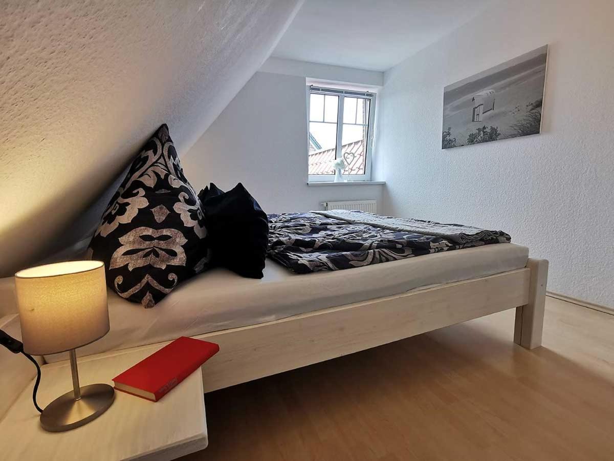 Apartamento Haus Wyden Utersum Exterior foto