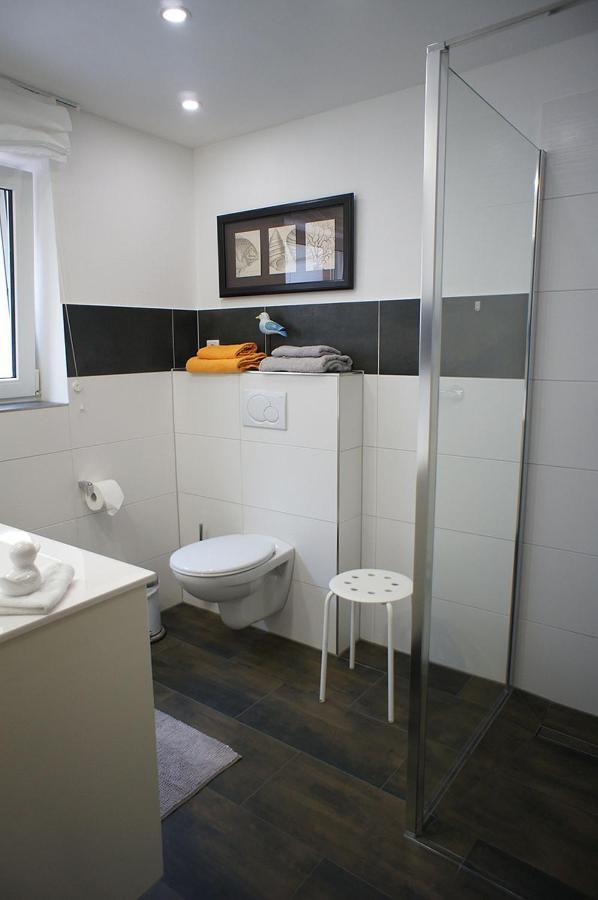 Apartamento Haus Wyden Utersum Exterior foto